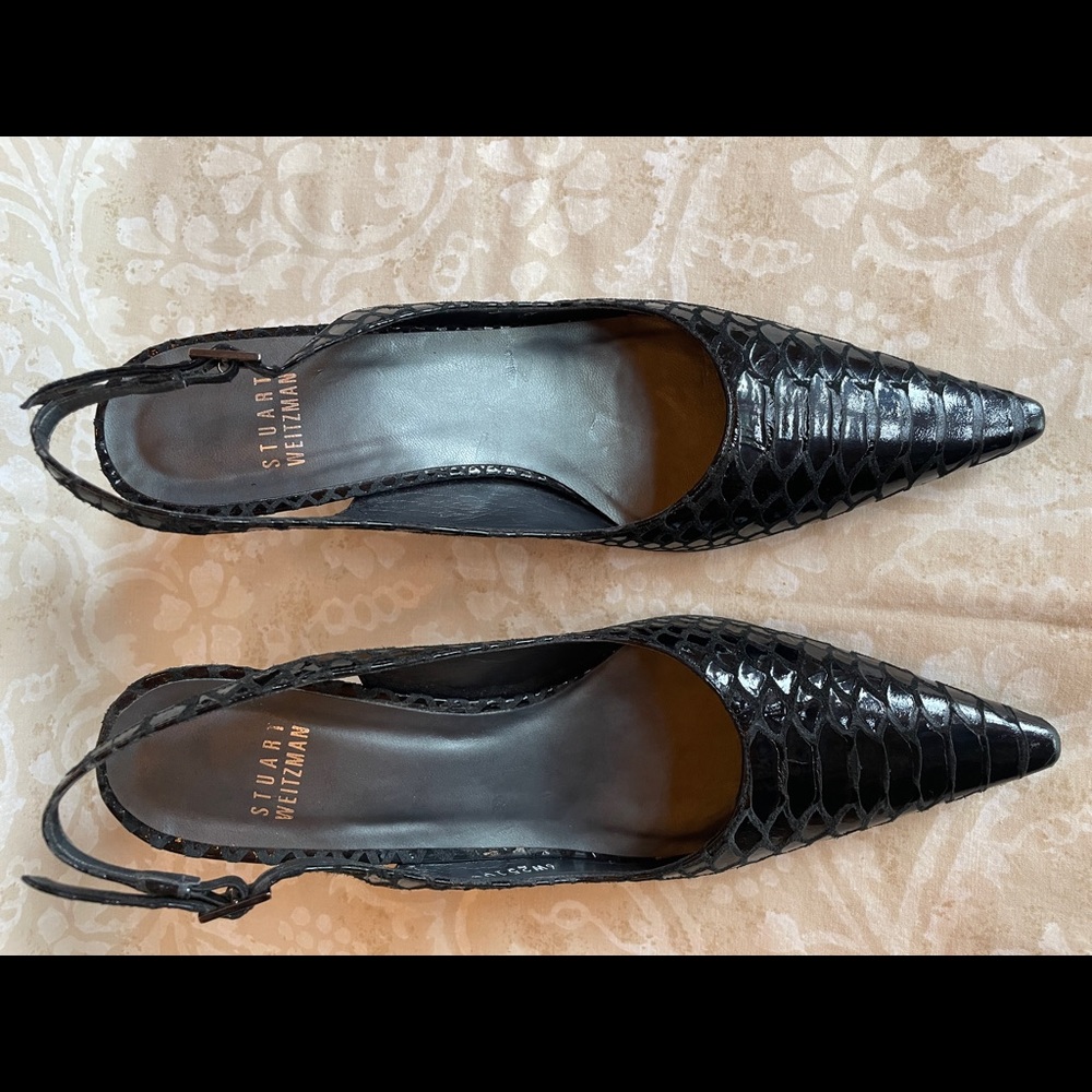 Stuart Weitzman slingbacks. Size 6